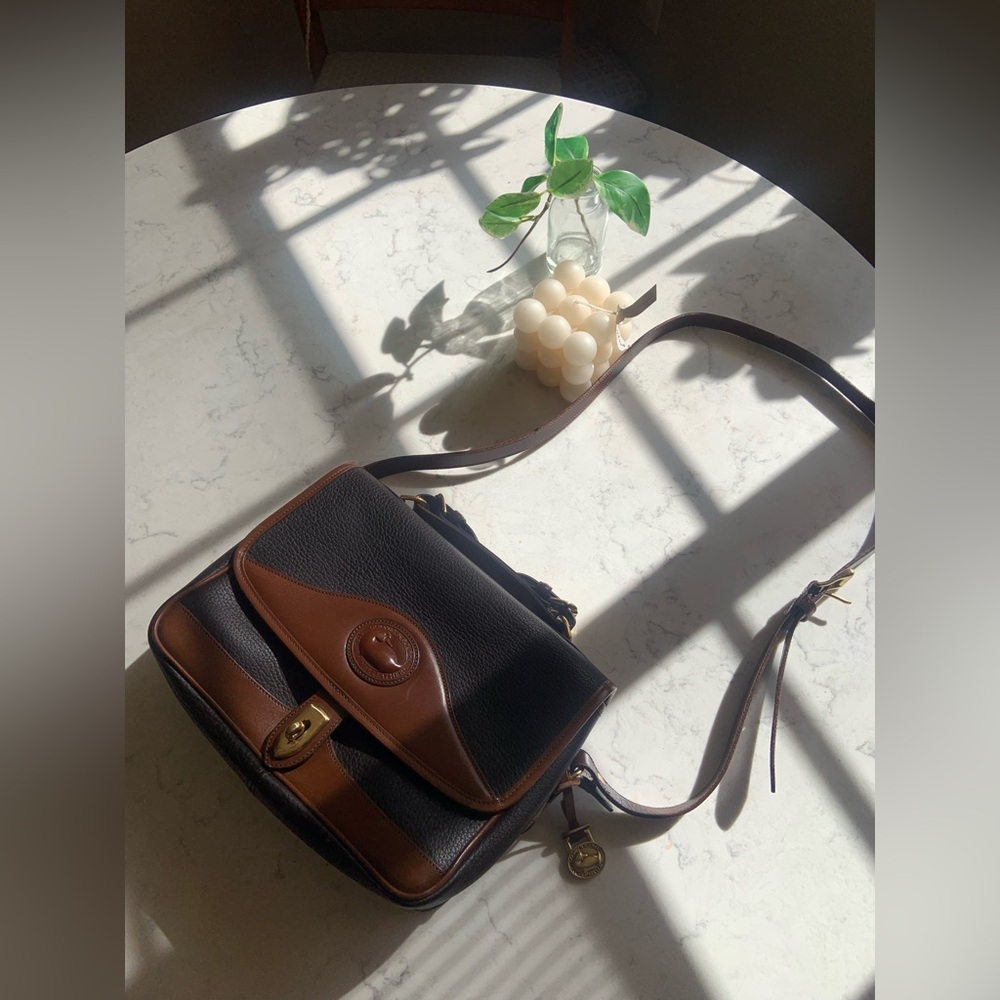 Dooney & Bourke Dark Brown and Chestnut Leather Crossbody Satchel Vintage - Picture 8 of 11